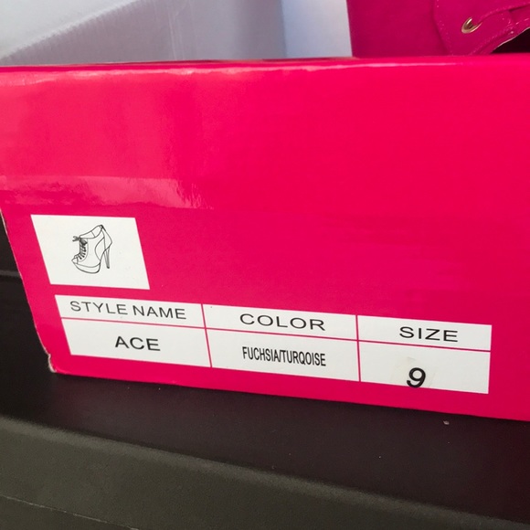 Peep Toe Platforms - Picture 7 of 7